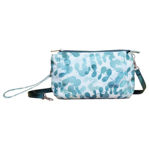 Stride Wristlet