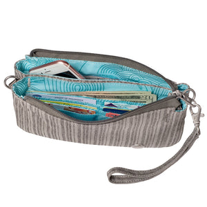 Stride Wristlet