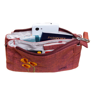 Stride Wristlet