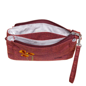 Stride Wristlet