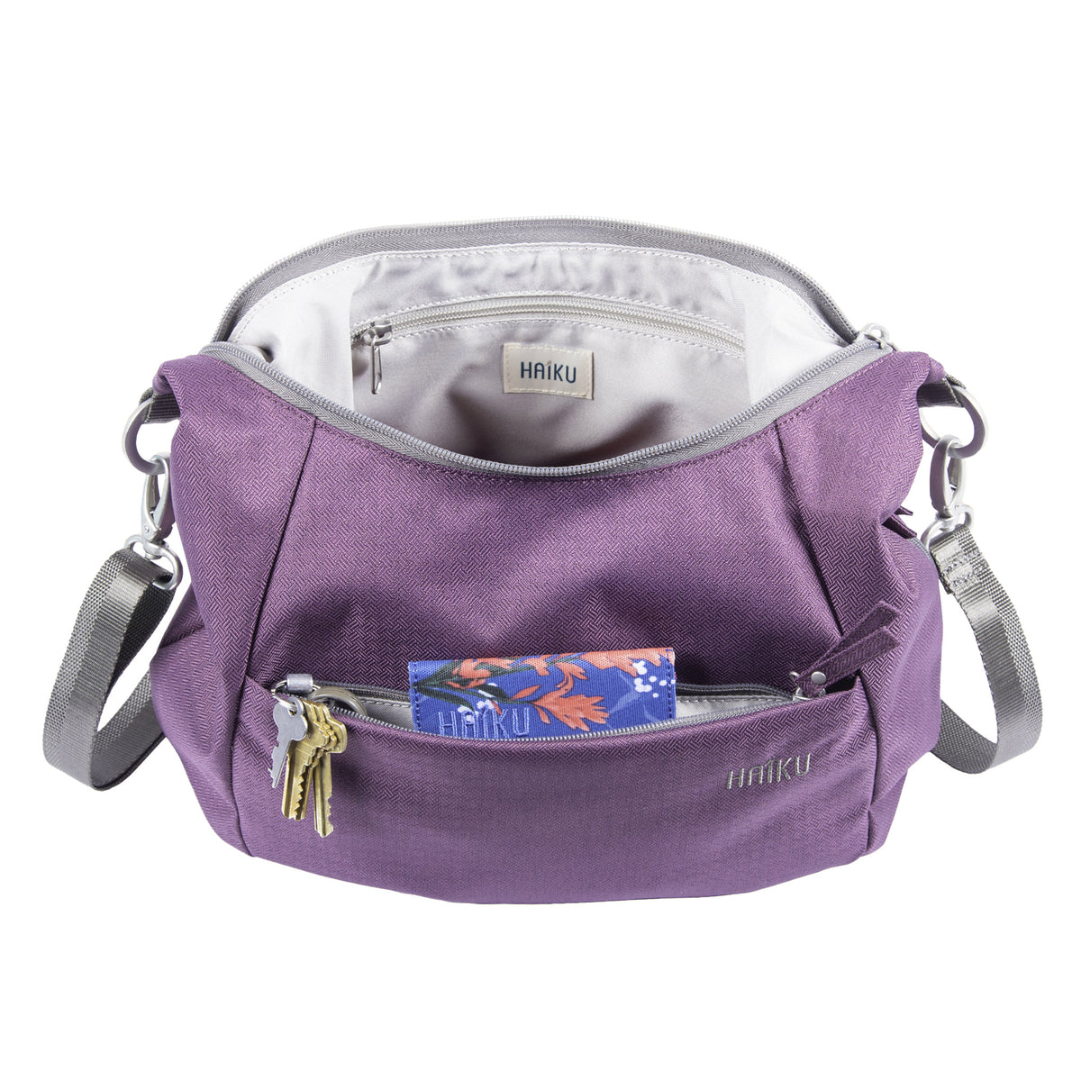 Blackberry Amble Hobo open bag