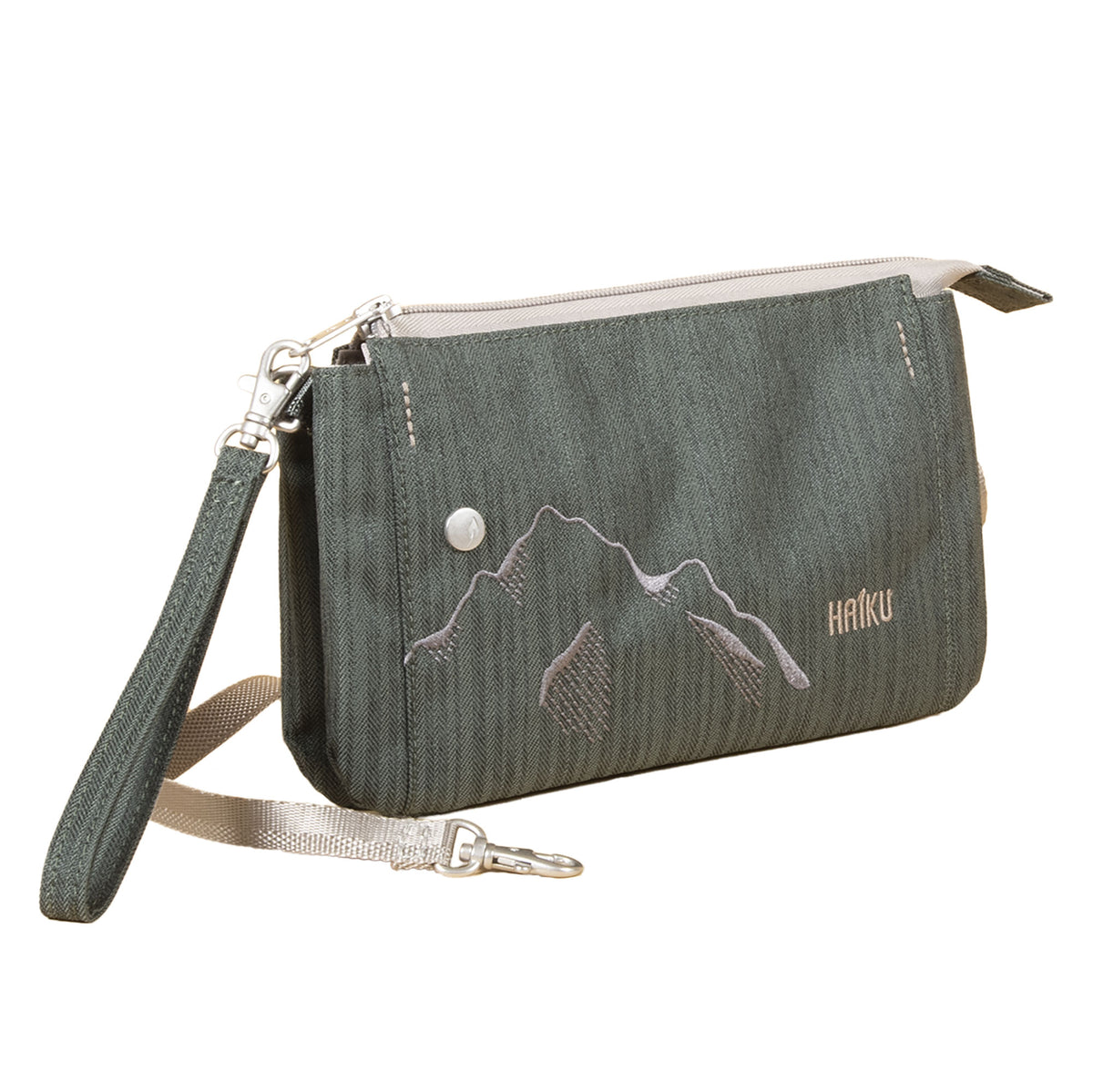 Stride Wristlet