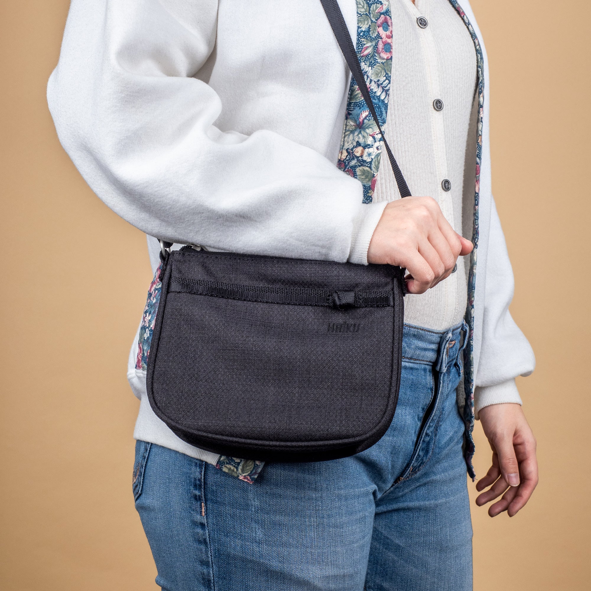HAIKU Lark RFID Blocking Crossbody Bag - Minimalist Purse Made From Recycled Bottles, BlackBerry Color - View #4