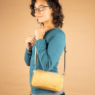 Stride Wristlet